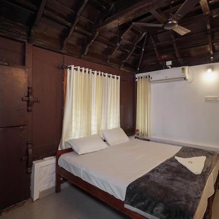Cocozone Stays Alappuzha Extérieur photo
