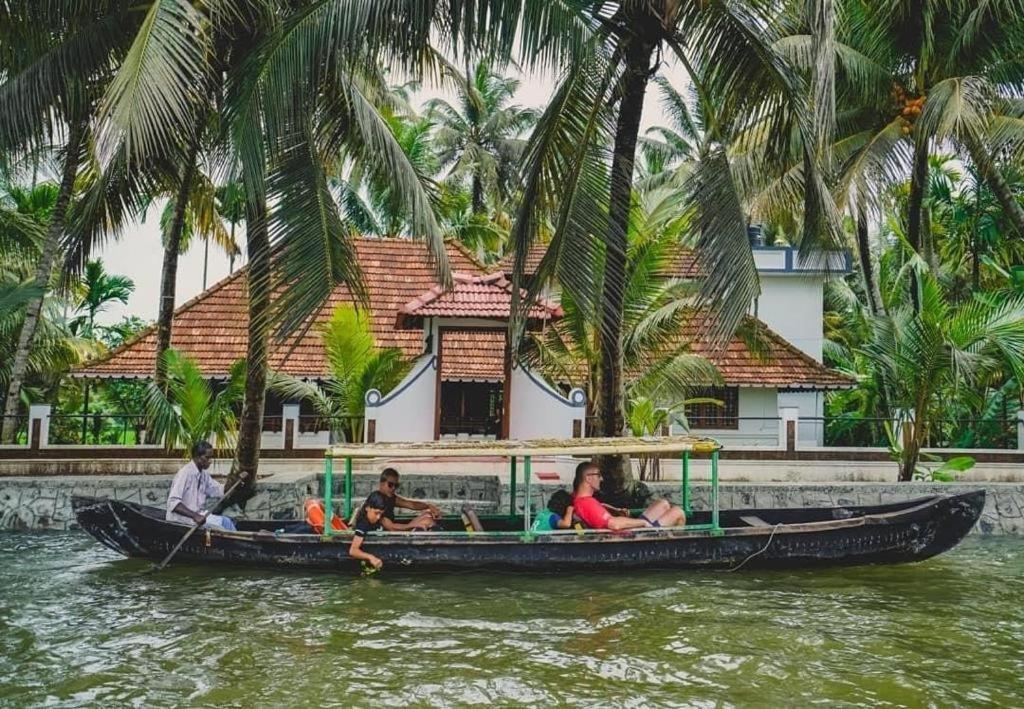 Cocozone Stays Alappuzha Extérieur photo